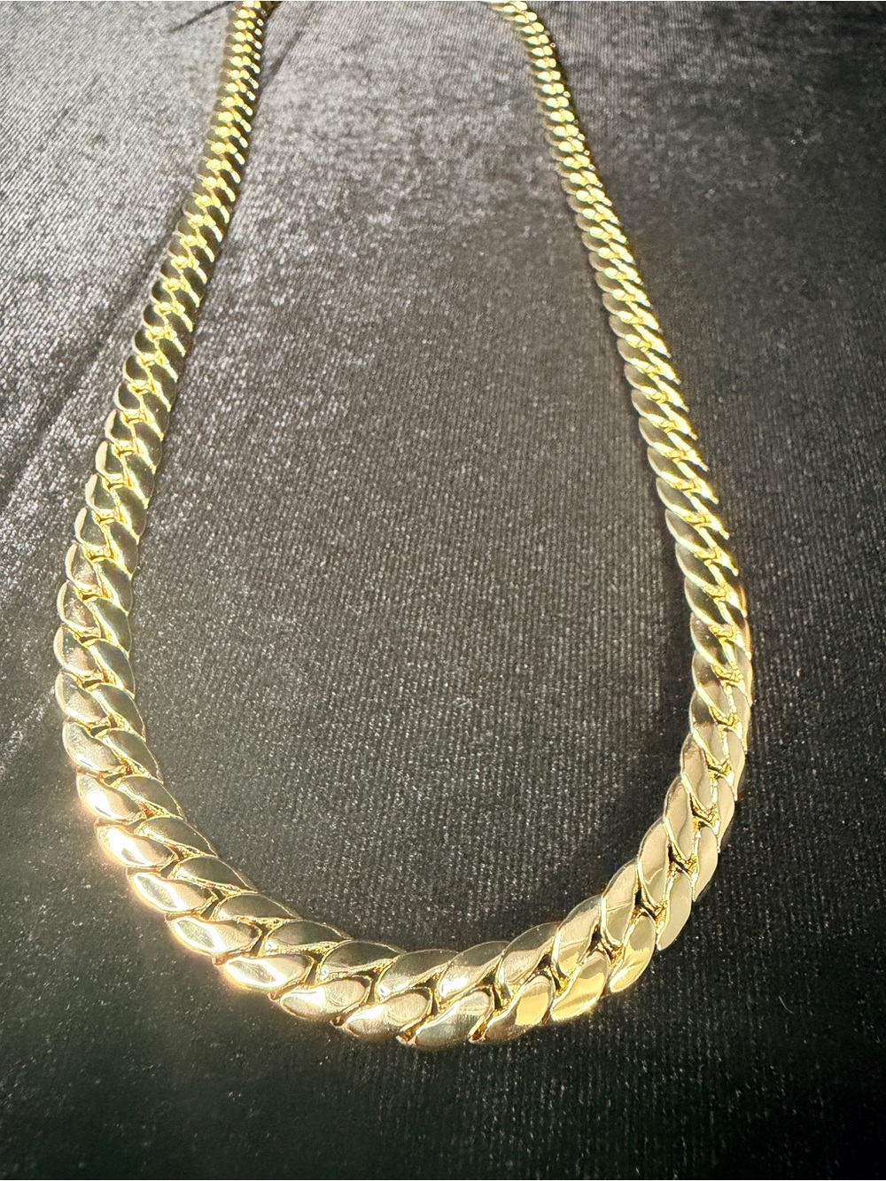 Miami Cuban 24in 9MM 14K Gold Filled Lobster Clasp Necklace. BRAND NEW.